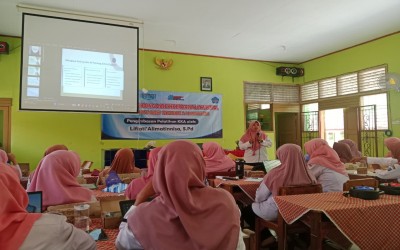 Diseminasi Koding dan Kecerdasan Artifisial (KKA) Sebagai Peningkatan Kompetensi Guru SMP 2 Pangkah