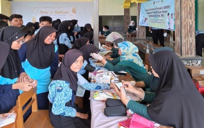Kesehatan Siswa Jadi Prioritas, Puskesmas Penusupan dan SMPN 2 Pangkah Gelar Screening Kesehatan