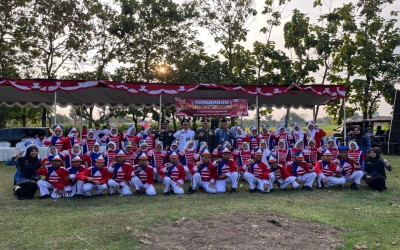Drumband SMPN 2 Pangkah Meriahkan HUT RI Ke-80 di Kecamatan Pangkah
